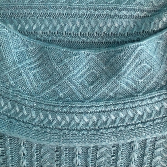 ⭐️NEW⭐️White House Black Market (WHBM) Off-The-Shoulder Cable Knit Sweater Blue - Picture 9 of 13